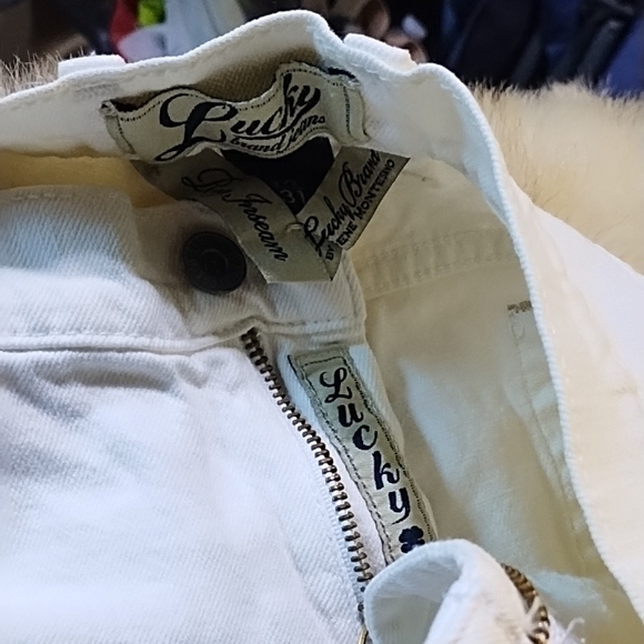 Lucky Brand White Jeans - Picture 5 of 6